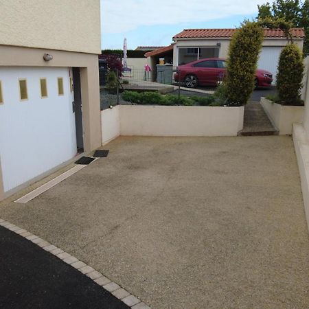 Le Studio Saint-Martin-des-Tilleuls Exterior foto